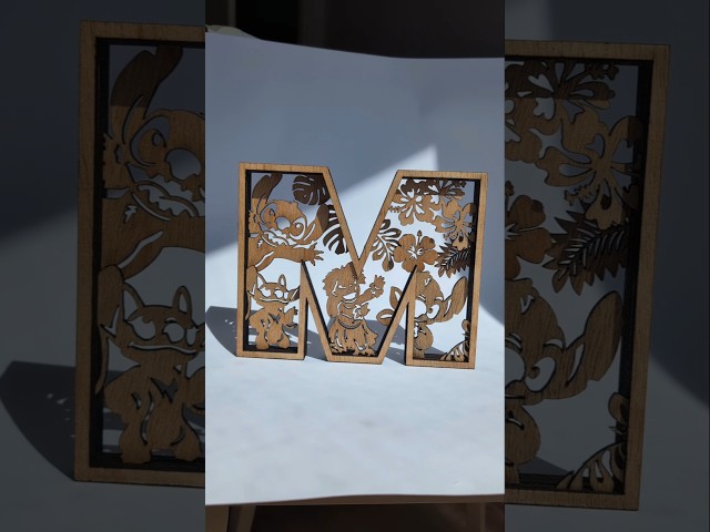 Vídeo relacionado con Mc Srl Disney LST0864 - Mantel individual mágico de Stitch, de tela, para niños y niñas, 40 x 30 cm, color azul