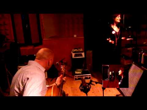 Julie Guravich & Cabe Guitar - The first time ever i saw your face (Ewan MacColl)