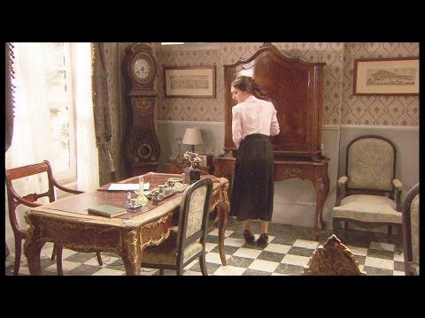 Puente Viejo C1300 - Camila intenta abrir la caja fuerte