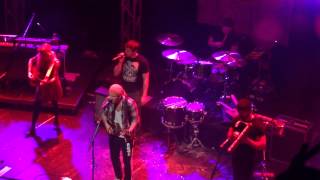 Walk off the Earth - No Ulterior Motives - Live @ Paradiso