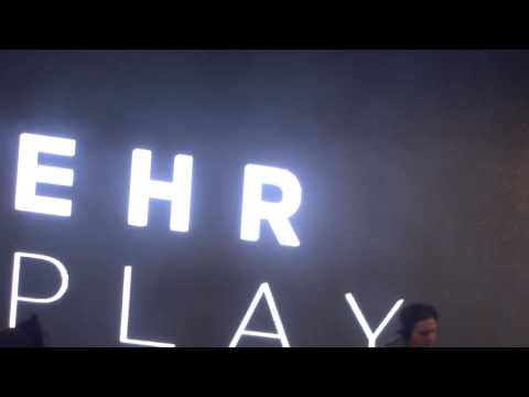 Fehrplay Live @ Belsonic Belfast 2015 playing 'Grum - U'