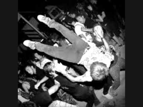 Linea 77 - 66 (Diabolus In Musica) + Aspettando Meteoriti / Tanto peggio per i fatti (LIVE 2010)