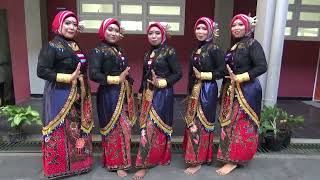 Download lagu Tari Tradisional Tanduk Majeng Ole Olang Ngapoteh Madura mp3 Download lagu Tari Tradisional Tanduk Majeng Ole Olang Ngapoteh Madura mp3