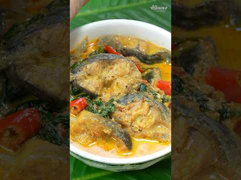 Catfish curry with betel leaves #cooking #food #thaifood
