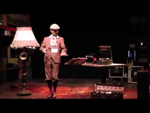 Daniel Malheur - MonokelPop  aus Berlin! - Baby, wovon ist Dein Mündchen so rot?