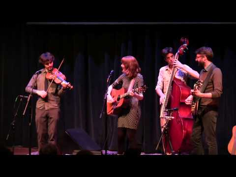Red Prairie Dawn - Molly Tuttle & Friends at the Freight