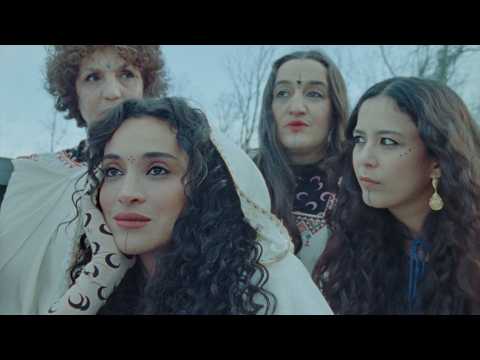 Camélia Jordana - Que Ma Peau