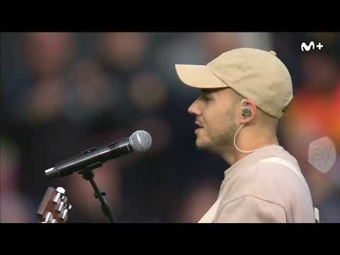 El precioso y sentido homenaje a las víctimas de la DANA en el Valencia CF - Real Betis | Rei Ortolá