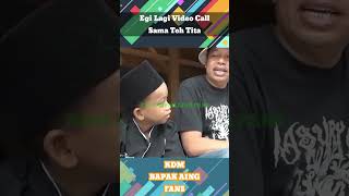 Download lagu Egi lagi Video Call sama Teh Tita #kdmfans #egi #tehtita #kangdedi #bapakaing #hajidedi mp3 Download lagu Egi lagi Video Call sama Teh Tita #kdmfans #egi #tehtita #kangdedi #bapakaing #hajidedi mp3