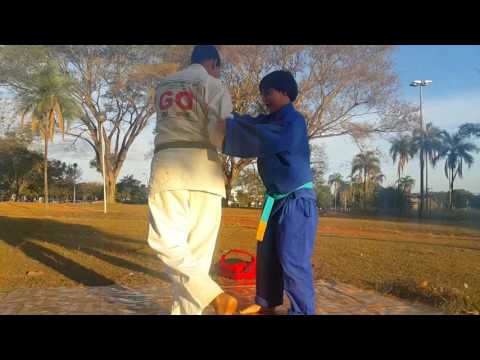 Mais uma lição de mestre! Golpe perfeito!