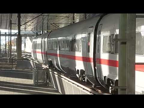 Ankunft ICE 4 als ICE 519 nach München Hbf am Bahnhof Frankfurt Flughafen-Fernbahnhof