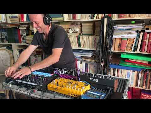 100% Dawless Improvised Live Looping Techno set ( 60 min ) Alex Fain