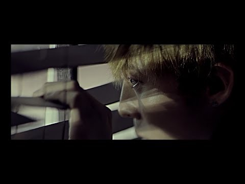 G-DRAGON - Middle Fingers-Up MV