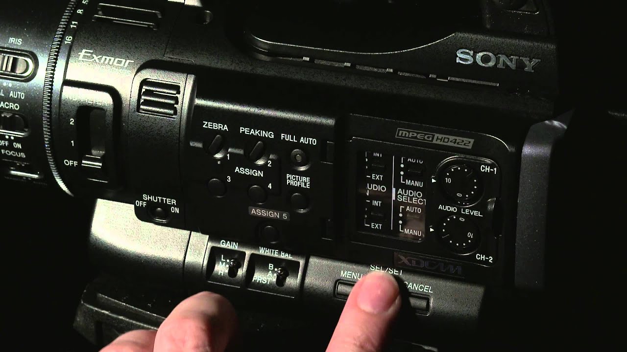 Видеокамера Sony PMW-200