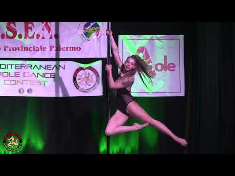 3°Classificata emergenti 2 under 40 Valeria guccione. campionato pole dance Sicilia Csen 2022