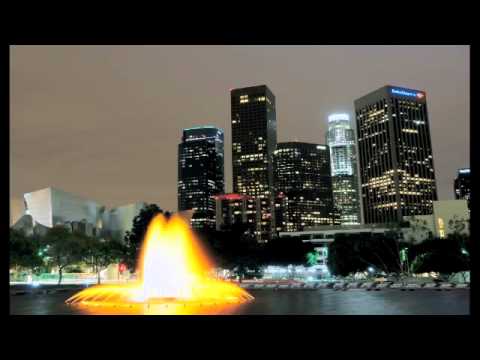 Sneijder Feat. Elsa Hill - We Are Living (Original Mix)