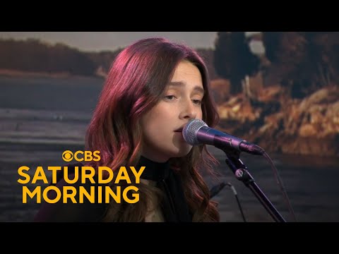 Saturday Sessions: Lily Fitts performs "Lose You Now"