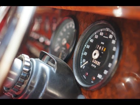 1964 Jaguar MK2 - Interior Review -