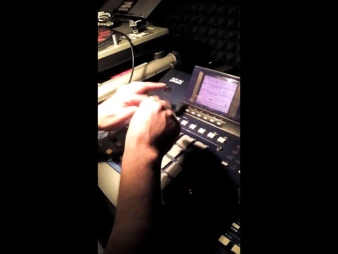 Messing with 3 Samples on MPC 4000 by Dj Shadowface