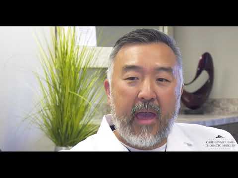 What is spontaneous pneumothorax? How does smoking tobacco or marijuana contribute to the condition?