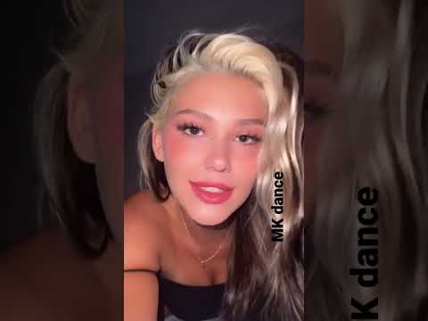 ad d d d d #ddd #beautifulgirl #beautiful #shorts #short #girl #music