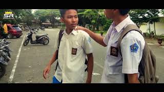 preview picture of video 'FILM DOKUMENTER I Akibat Melanggar Aturan Sekolah'