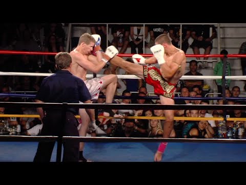 Toby Smith Vs Derek Harvey - EPIC Muay Thai 2