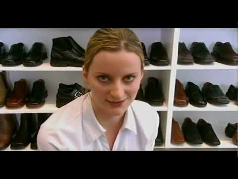 Your Foot's A Hand... - Peep Show