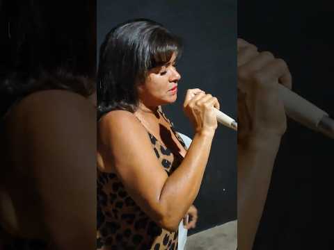 Biah Reis - Fica amor, ao vivo em Serra do Ramalho Ba #biah #fica amor