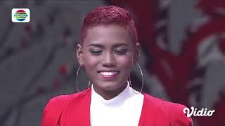 Download lagu TOMBOY!! Bukan Halangan Bagi HANAN JABAR CATWALK Bak PUTRI INDONESIA   LIDA 2019 mp3