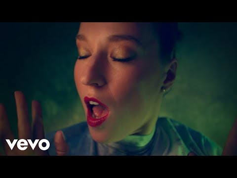 Berenika Kohoutová - Dělám stojky