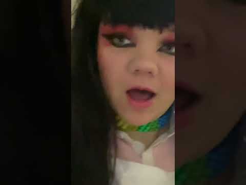 3 tips on staying safe at cons💪🫵 #anime #cosplay #shorts