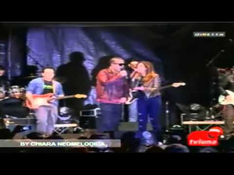 Ida Rendano e i suoi amici... Franco Ricciardi & Ivan Granatino Concerto (Piazza Mercato 2014)