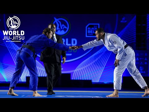 Erich Munis vs Nolan Stuart / World Championship 2025