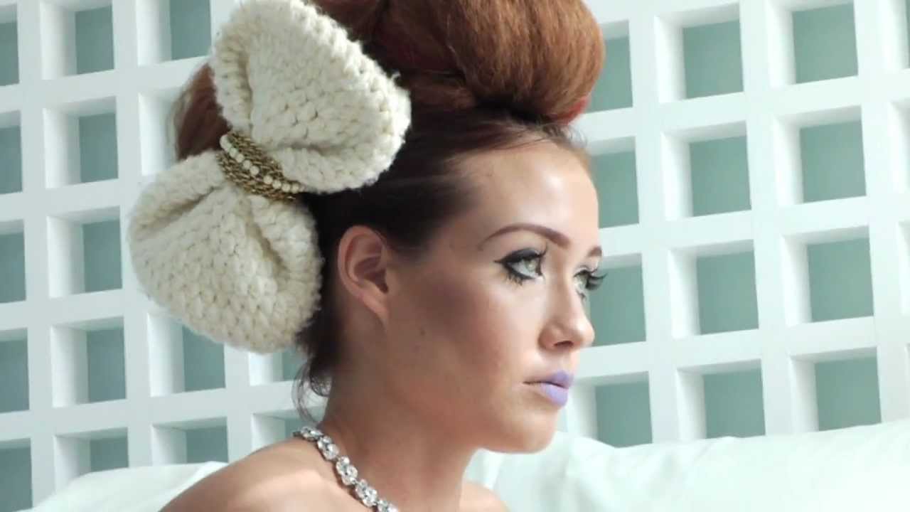 Photography Tutorial Video - Behind the Scenes of Vintage Pin Up Photo Shoot