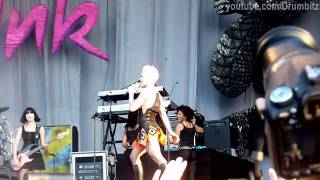 [HD] Pink - Sober + Im Not Dead @ Live In St. Petersburg. Tuborg Greenfest