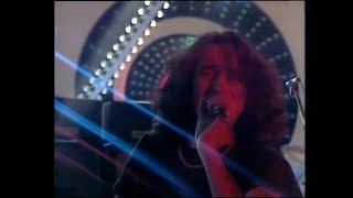 AC/DC - Girls Got Rhythm (from Family Jewels 1980) HD.