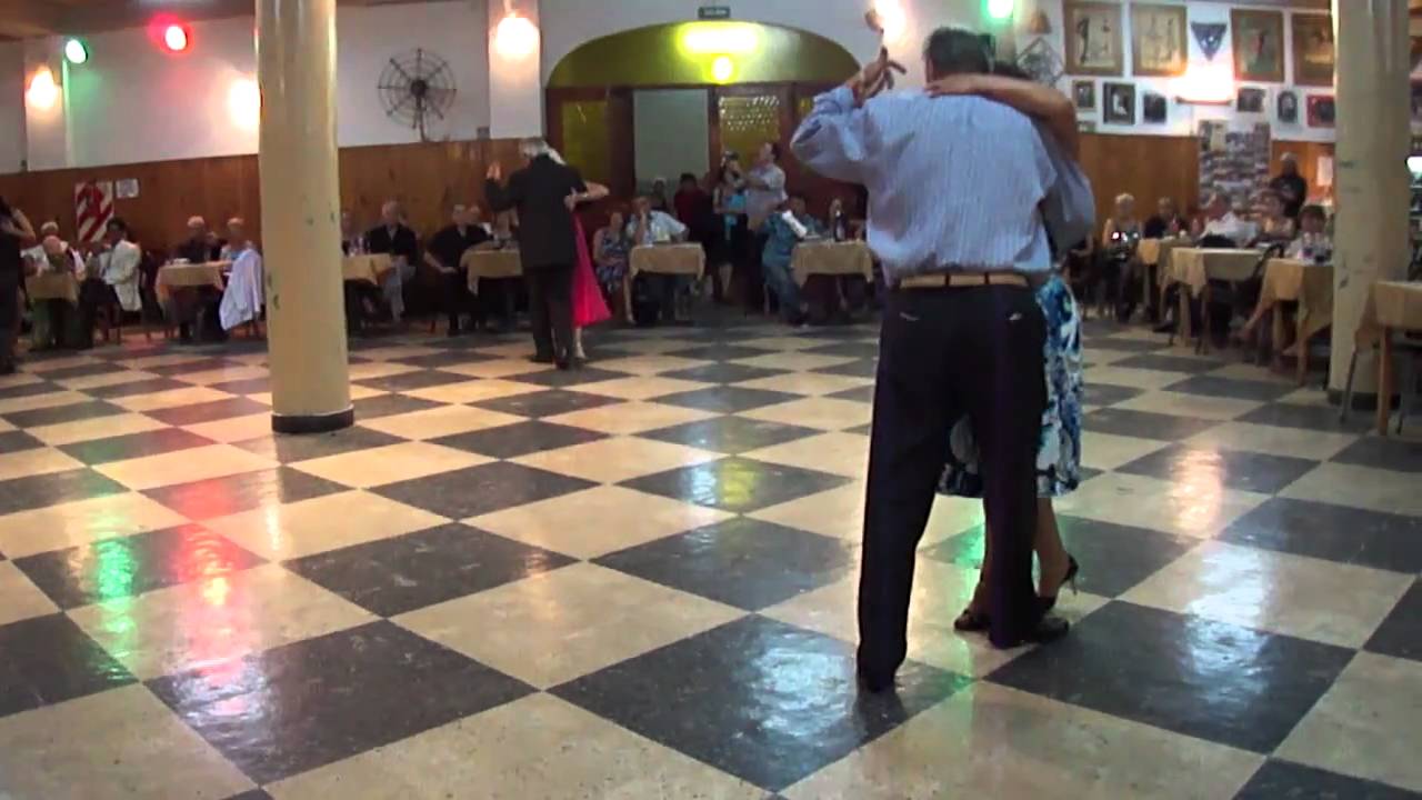 Sin Rumbo y Julio Duplaa en homenaje a Natacha Poberaj en Glorias.MP4