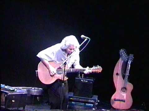 Tommy Emmanuel, Pat Kirtley and Stephen Bennett, "Fully Automatic Boogie".
