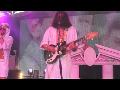 Total Giovanni - live at Golden Plains 2015