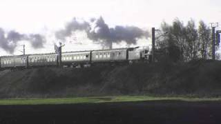 preview picture of video '70013 Oliver Cromwell 'The Lindum Fayre' 03.12.2011'