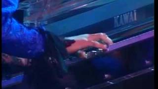 X Japan: Yoshiki Piano Solo ( Alive / Swan Lake / Es Dur No Piano Sen ) 1992