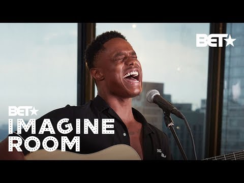 Avery Wilson Tears Down The House With Powerful & Intimate R&B Performance! | Imagine Room