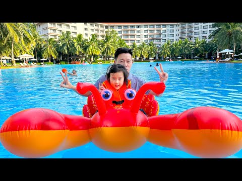 Changcady review phao bơi hình các con vật: phao bơi tôm hùm, phao con rùa