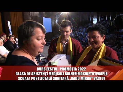 Clasa balneofiziokinetoterapie -  Scoala Postliceală Sanitara ”Radu Miron” Vaslui - Curs Festiv 2022