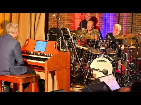 Steve Gadd - 2019 - Southampton UK - drum solo two