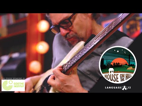 Carlo Mombelli in concert @ House on the Hill