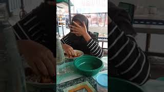 Download lagu Makan ayam goreng upin ipin mp3 Download lagu Makan ayam goreng upin ipin mp3