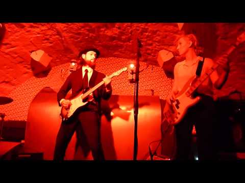 Los Bang Bang - ' peer pressure ' - live at the Red Cat, Mainz 16. feb 2013