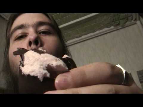 Testissä Mansikka Suukko